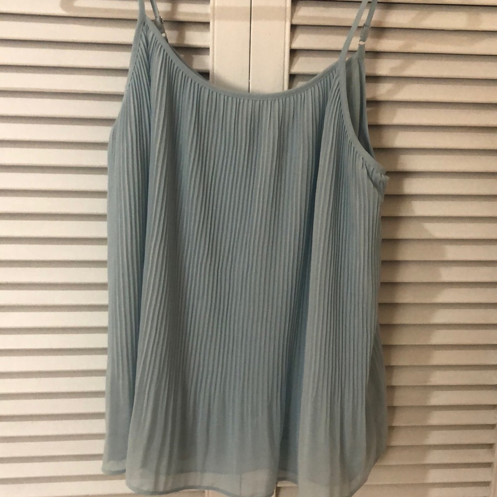 From aritizia. Adorable pleated top with adjustable straps. Baby blue size small